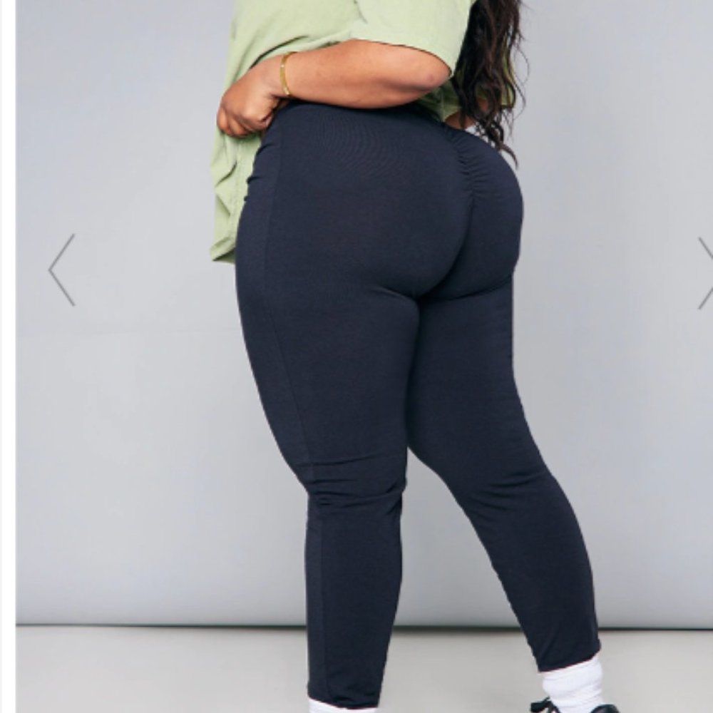 PLT  Plus Black Ruched Bum Legging